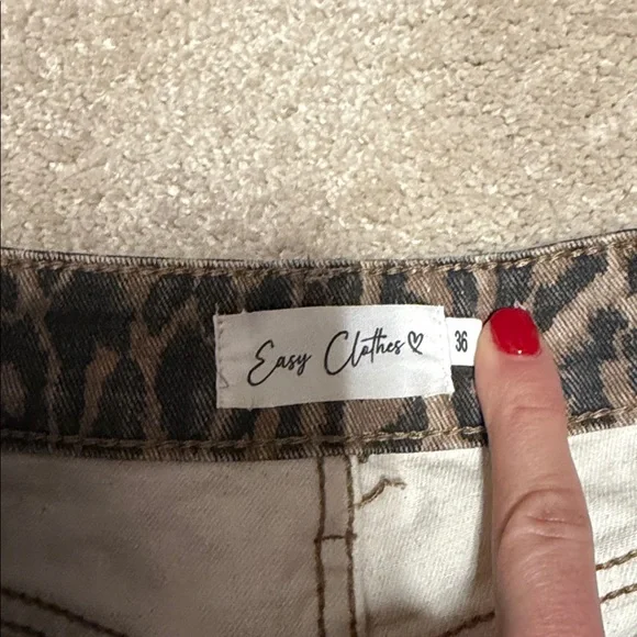 Leopard Print jeans - Picture 3 of 6